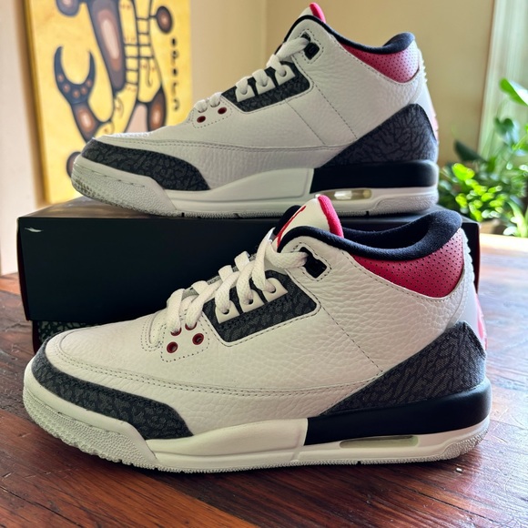 Air Jordan 3 Retro Denim SE 'Fire Red' CZ6634-100. Size 6 youth - 7 women’s - Picture 6 of 9